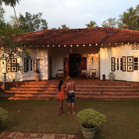 Templeberg Bed and Breakfast Walahanduwa Buitenkant foto