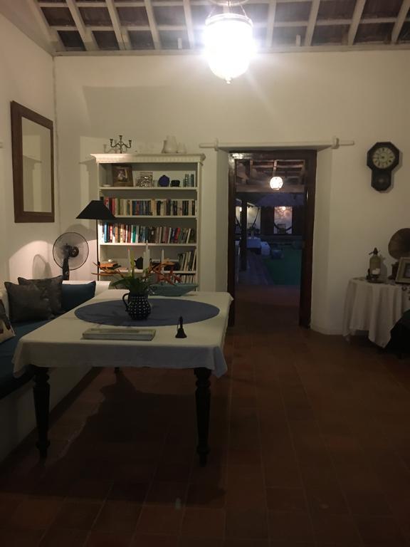Templeberg Bed and Breakfast Walahanduwa Buitenkant foto