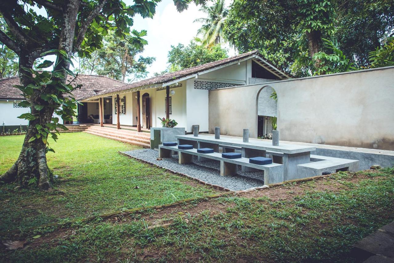 Templeberg Bed and Breakfast Walahanduwa Buitenkant foto